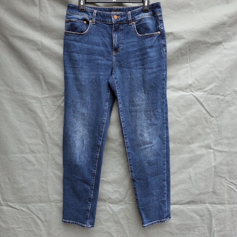 Talbots Size 6 Everyday Relaxed Jeans Pants Medium Wash Denim